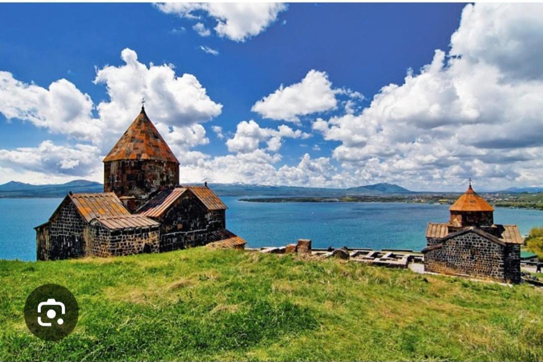 Sevan EM&YU Buitenkant foto